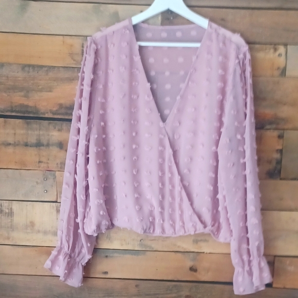 It's About Lola Boutique Blouse: - Picture 1 of 11